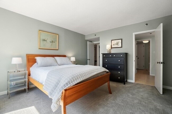 Photo - 220 Boylston St Unidad 1114