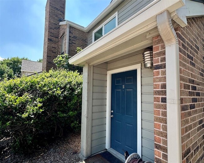 Photo - 2018 W Rundberg Ln Condo Unit 5B