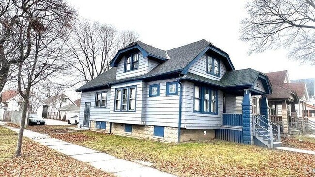 Building Photo - 4668 N 29th St Rental