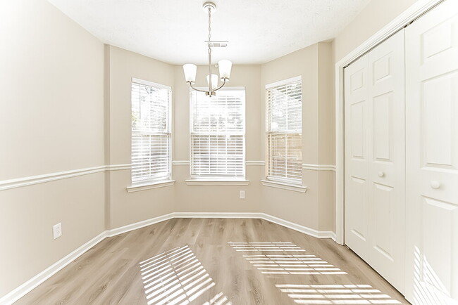 Photo - 210 Coldsprings Ct