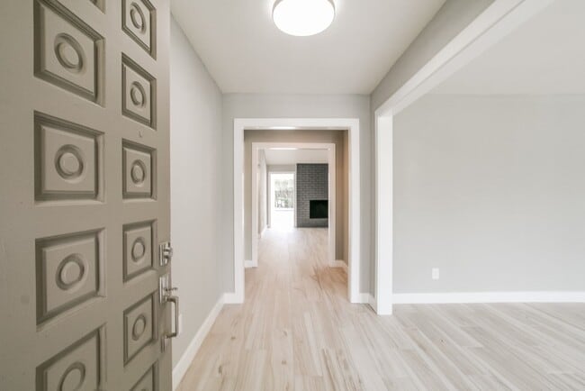 Photo - 10827 Tupper Lake Dr