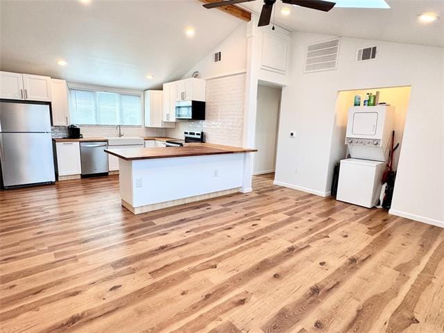 Photo - 3414 Navaro St