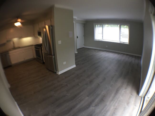 open floor plan - 825 S McKinley Ave Unit 1N