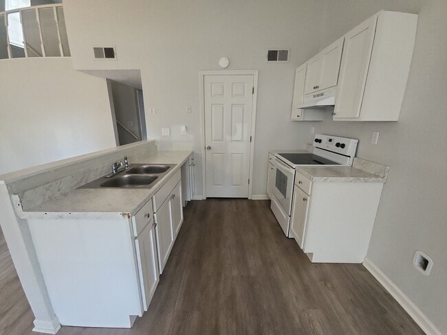 Photo - 14 Countryside Dr