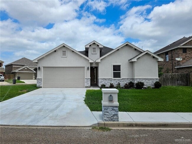 Building Photo - 12 W Tomatillo Dr