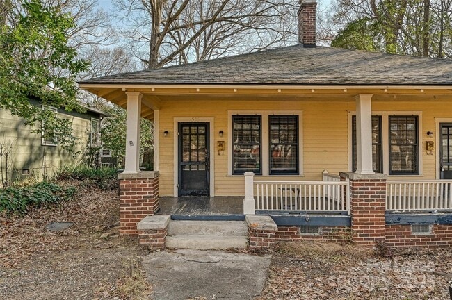 Building Photo - 1506 Nassau Blvd