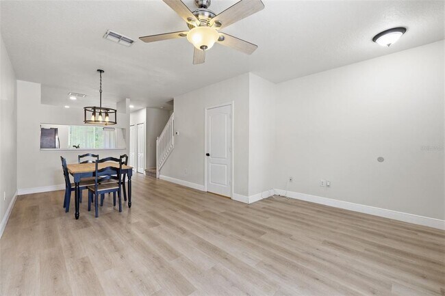 Photo - 1141 Kennewick Ct