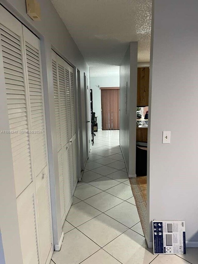 Photo - 9787 Riverside Dr