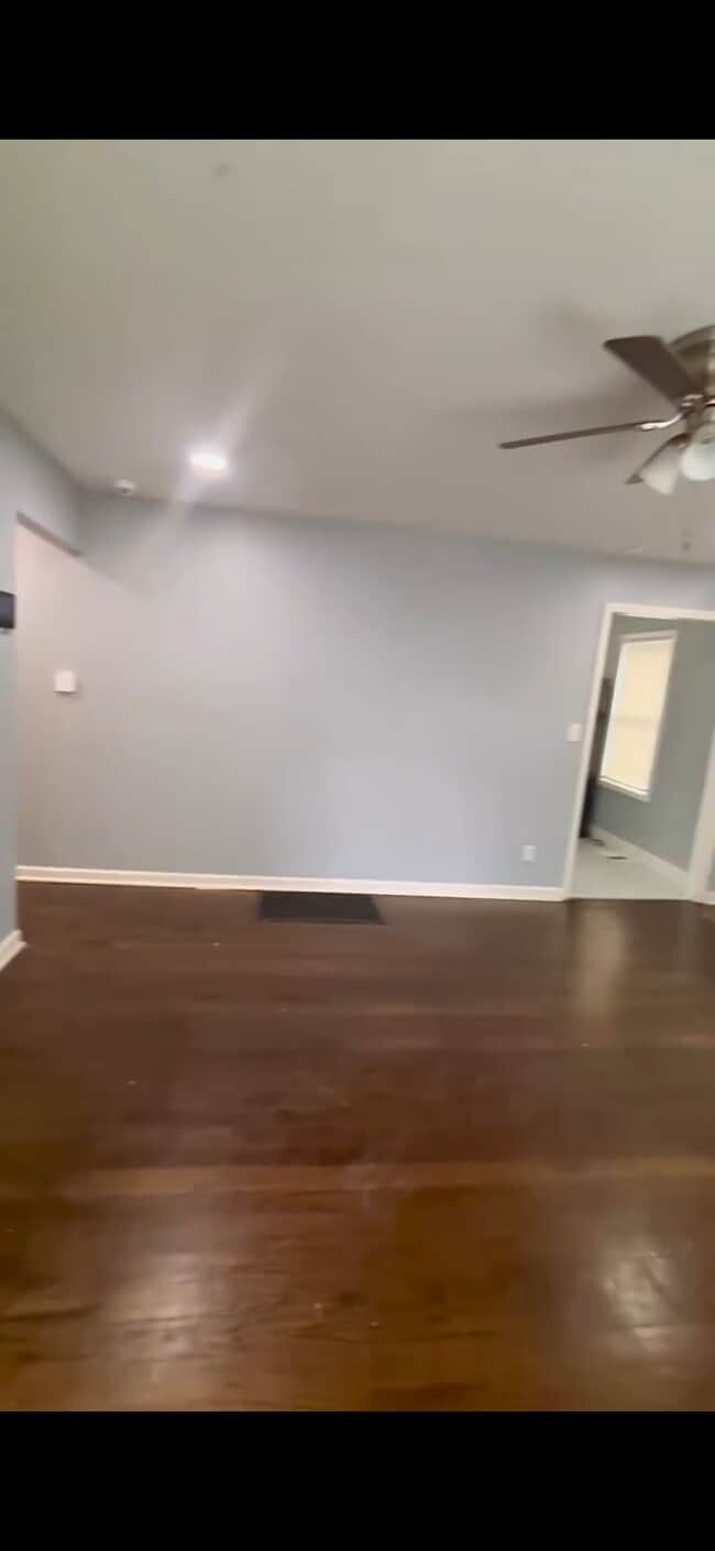 Photo - 2425 Greeley Ave