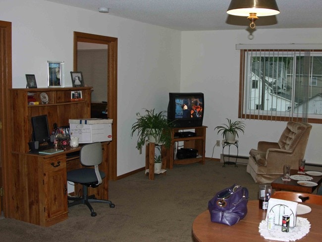 Photo - 608 N 4th St Unit 1