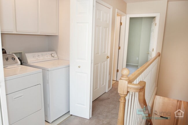 Photo - 3 Level Townhome near OHSU and PSU-Attached Garage with 2 Parking Spaces!