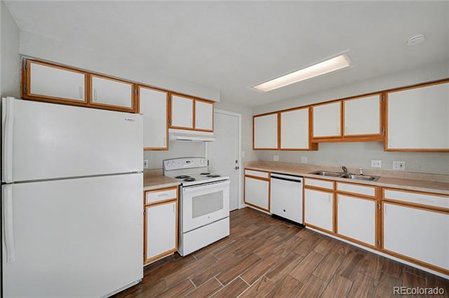 Photo - 741 Emporia St