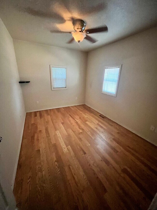 Photo - Darling large 1 bedroom and 1 bathroom
