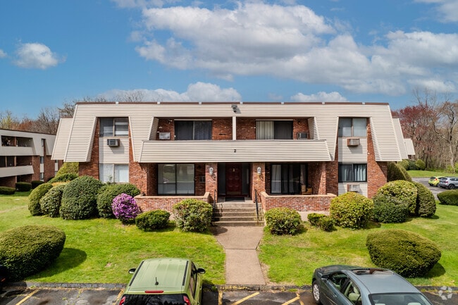 Entrance - Sherwood Arms Condominiums