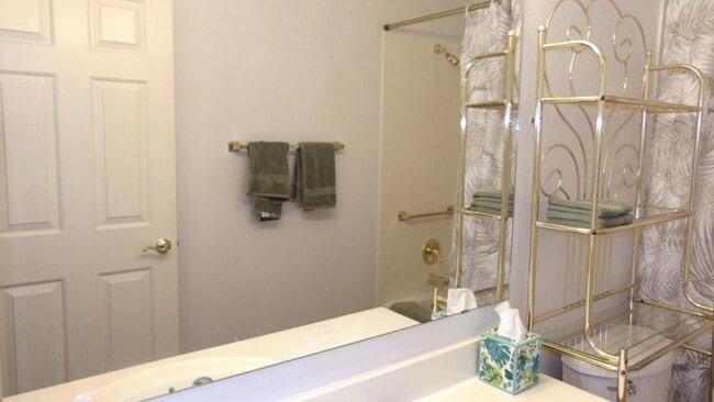 843 W Welcome Way