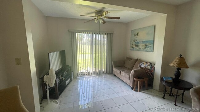 Photo - 7911 Southgate Blvd Unit B2
