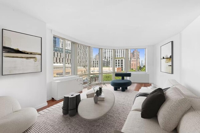 Building Photo - 303 Greenwich St Rental