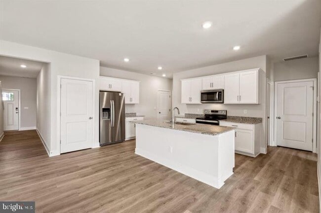Building Photo - 112 Charing Cross Dr Rental
