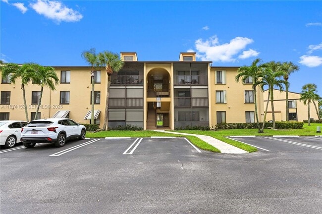 812 Sky Pine Way Unit C2