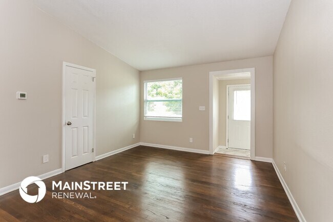 Photo - 7806 Delaroche Dr