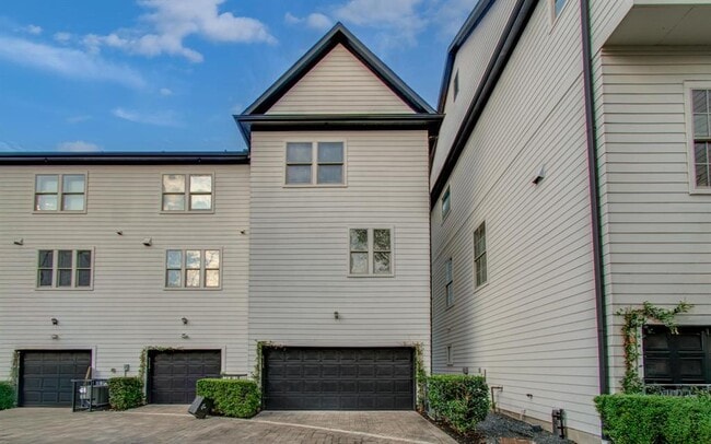 Photo - 610 Delano St