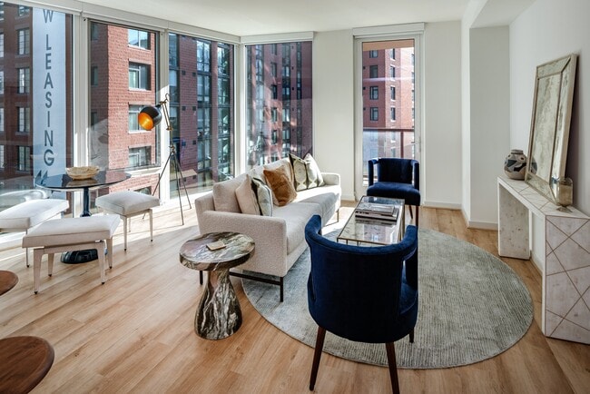 Building Photo - Illume Rental