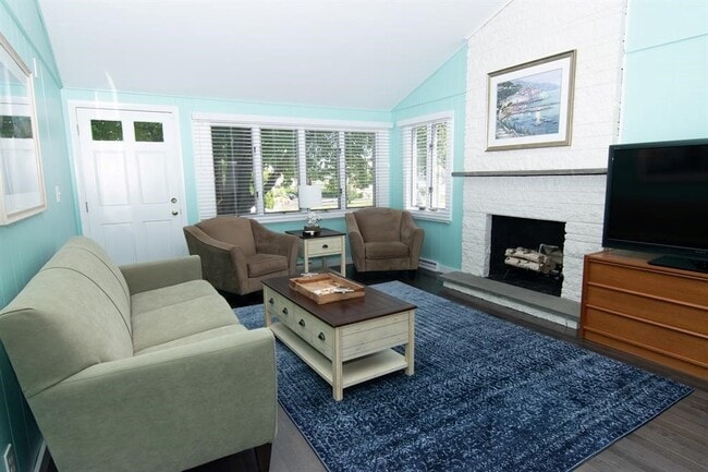 Photo - 15 Treasure Rd