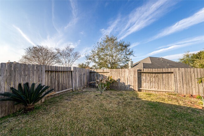 Photo - 19214 Garrett Knolls Ln