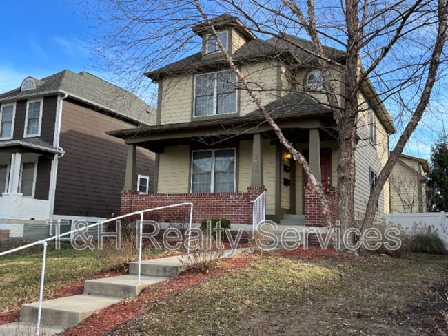 Photo - 2029 Ruckle St