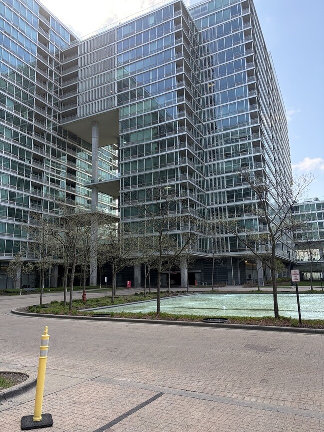 Building Photo - 9655 Woods Dr