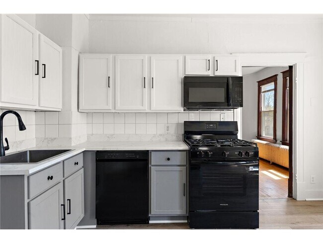 Photo - 2703 N Humboldt Ave