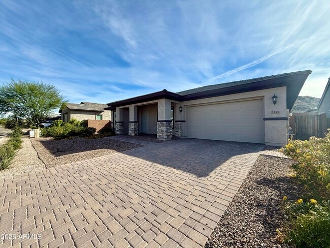 Photo - 3355 E Constance Wy