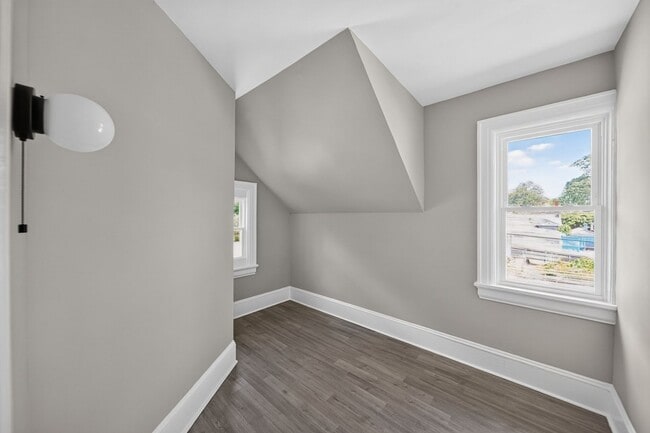 Photo - 511 Hammond St
