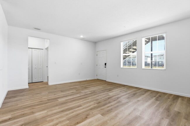 Photo - Venture Apartments