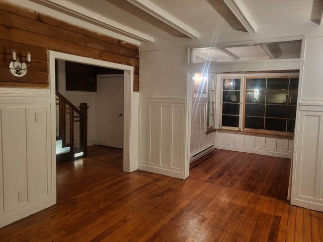 49 Dudley Ave