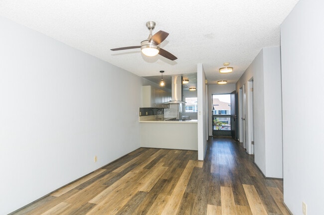 Photo - 94-615-615 Kahakea St