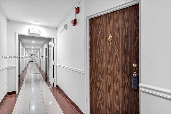 Photo - 2899 Collins Ave Unit 1726