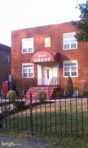 Building Photo - 4202 Grant St NE Unit #302