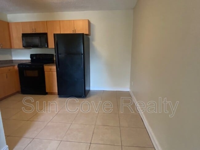 Photo - 21027 Voyager Blvd Unidad #K8