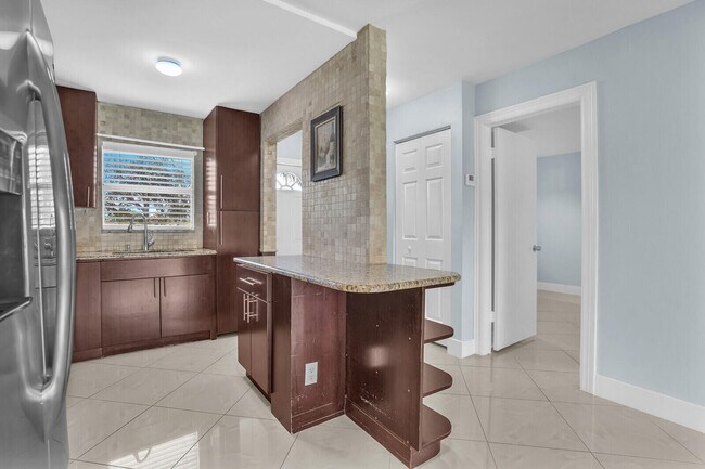 Photo - 9851 Sandalfoot Blvd Unit 207