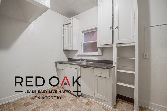 Photo - 693 Shatto Pl Unit 402