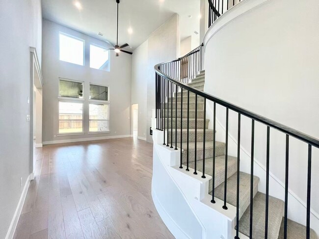 Building Photo - 6121 White Creek Dr Rental