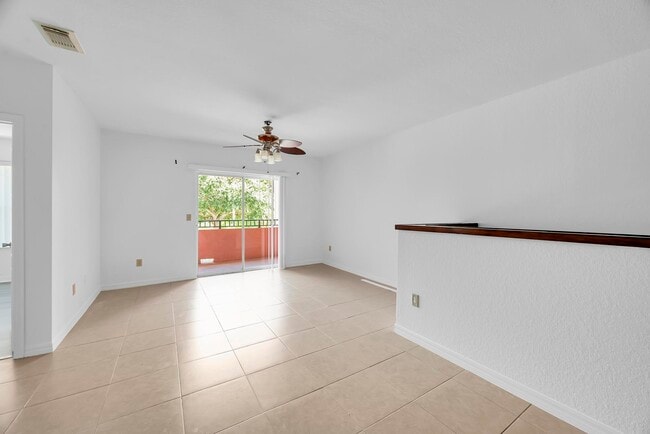 Photo - 106 SW Peacock Blvd Unit 206