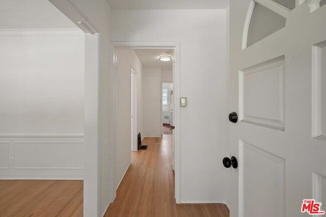 Photo - 240 Euclid St