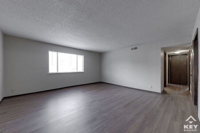 2 bedroom, 2 bath apartment - Pheasant Run Apartments