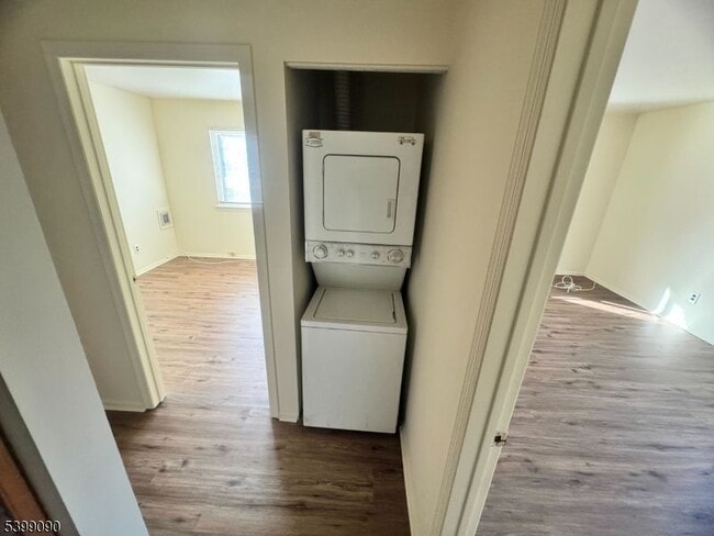 Photo - 55 Bolton Ct