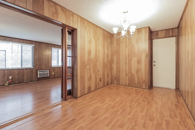 Photo - 123 Hidalgo Ave