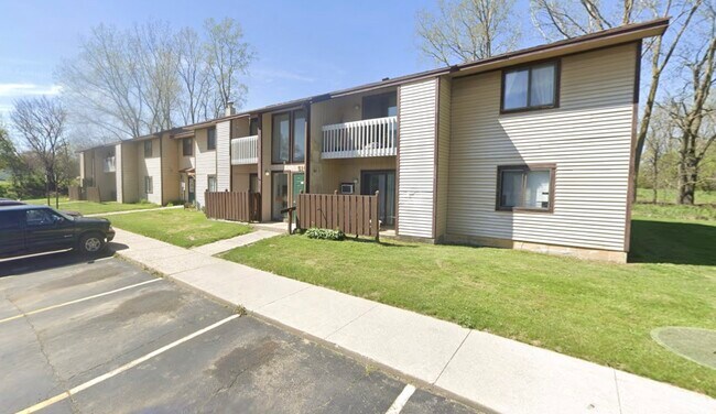 Photo - 512 W High St