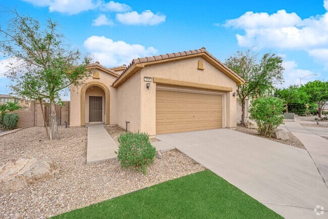 Building Photo - Beautiful 3/2 home! Corner lot in gated co...