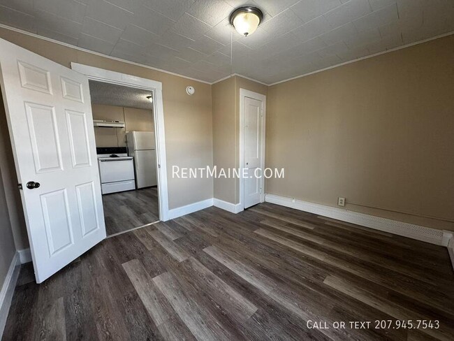 Photo - 172 College Ave Unit 6